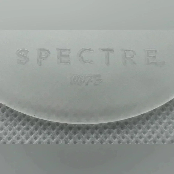 Belvedere | Spectre 007 long stemmed frosted martini glass. - Picture 4 of 14